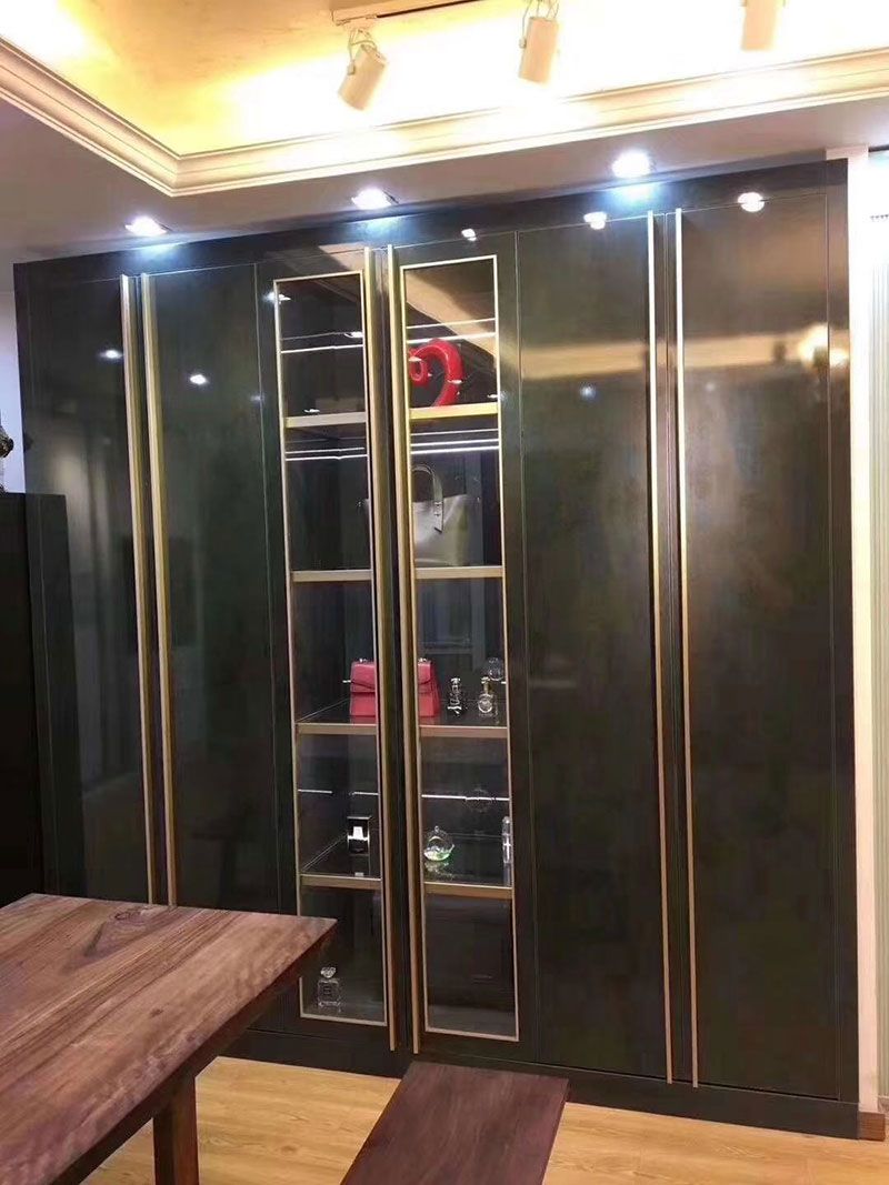 丽迪亚展示柜